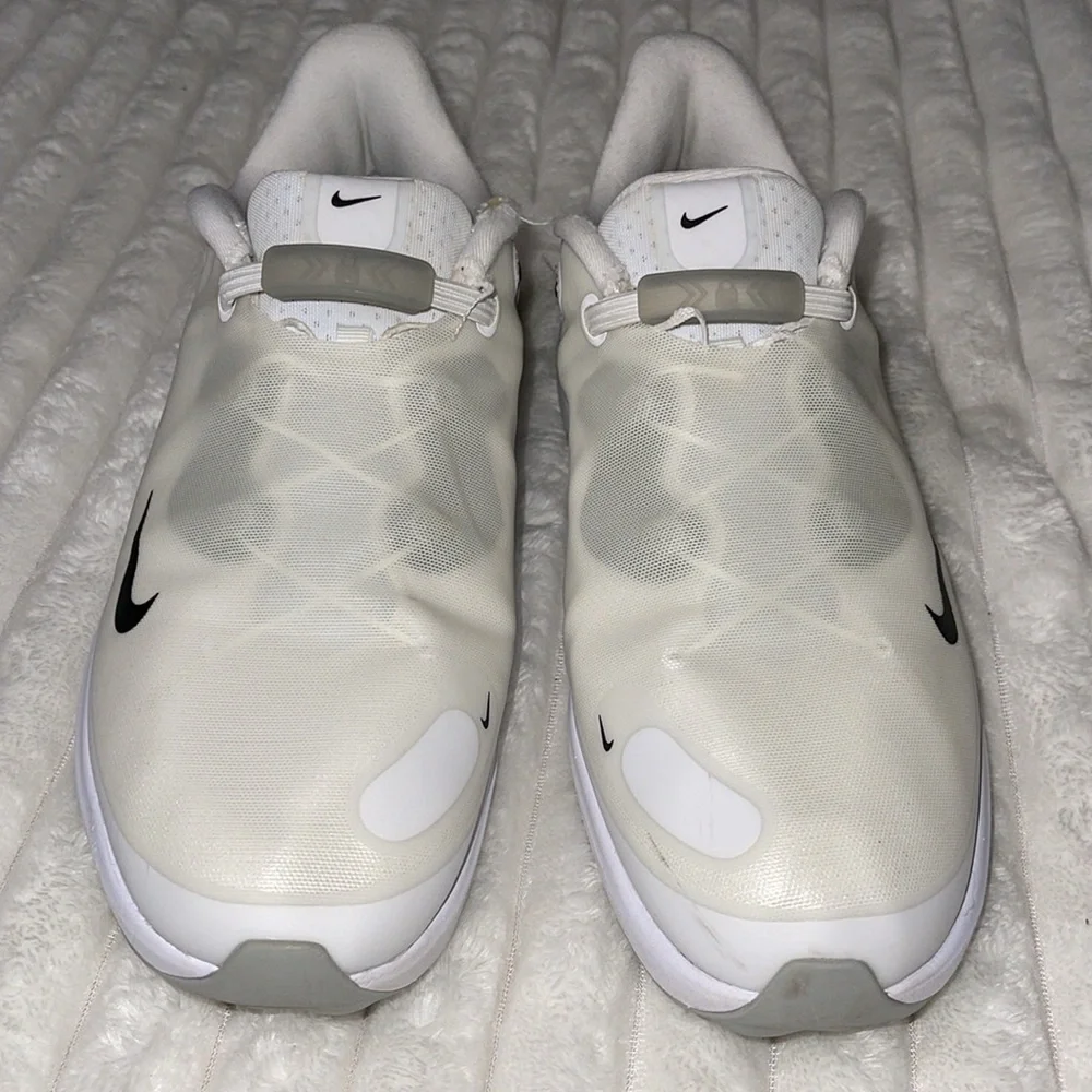 Nike Women’s React Ace Tour | Size 9